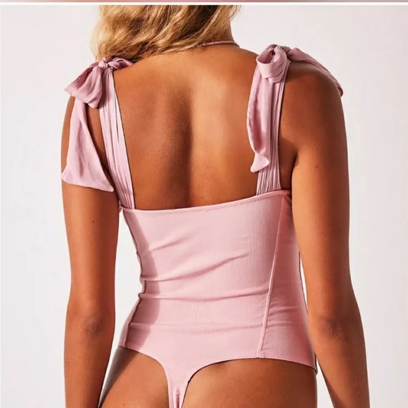 Free People | Blush - Picture 2 of 4